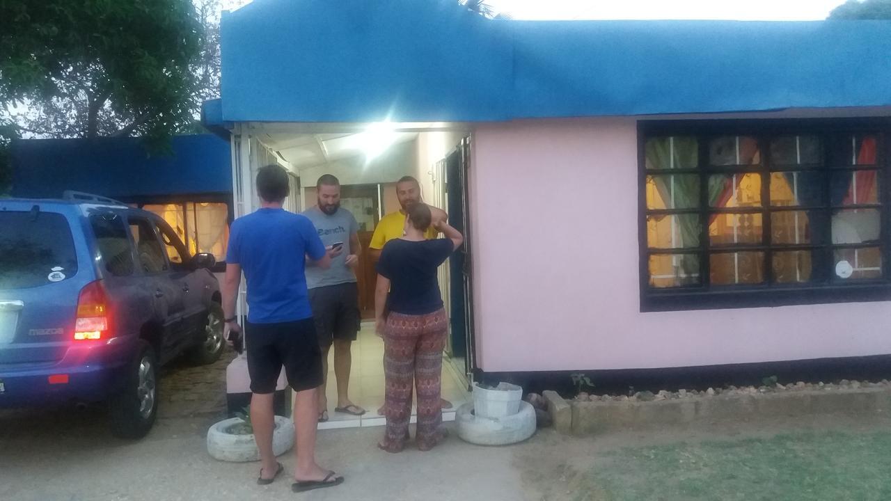 Kumunzi Backpackers Lusaka Exterior foto